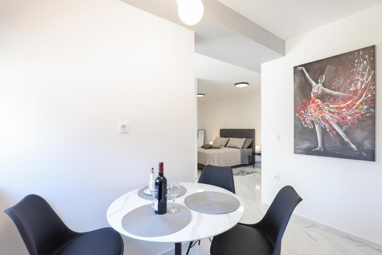 Studio Apartman Natale Zadar Exterior photo